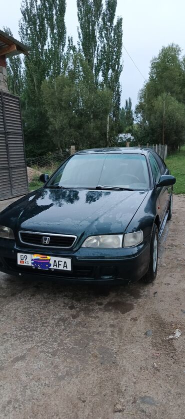 титан на 124: Honda Accord: 1998 г., 2 л, Механика, Бензин