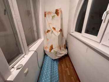 3 комнатная квартира 104 серии бишкек: 1 комната, 36 м², 106 серия, 3 этаж, Косметический ремонт