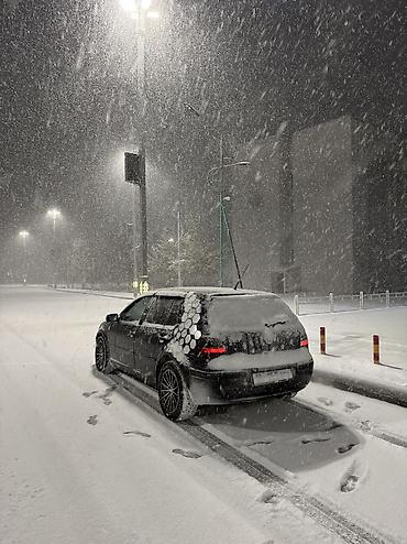 Volkswagen: Volkswagen Golf: 1999 г., 2 л, Ручные, Бензин, Хэтчбэк — 7