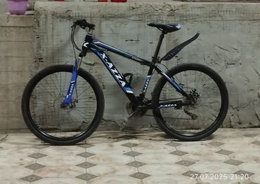 велосипед trinx m1000: X-AZZA тоо велосипеди кара жана көк рамка жана диск тормозу. Көк