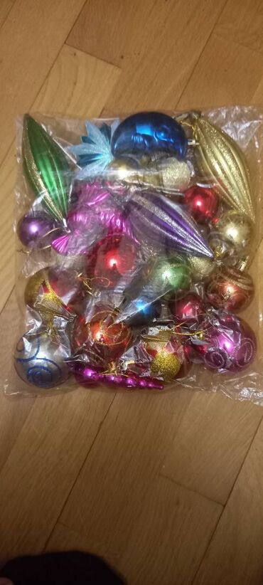 Yeni il oyuncaqları və bəzəkləri: Şam ağacının aksesuarları əla vəziyyətdədir təzədi şəkildə olanlardı — 7