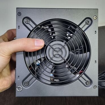 Блоки питания: Блок питания, Б/у, Cooler Master, 750 Вт, 750 Вт — 4