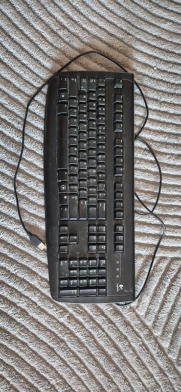 coca cola slusalice: Dve USB žične tastature – Logitech 1000din. polovna Gembird 900 din — 1
