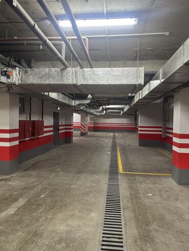 Паркинги: Продается парковочное место с кладовкой в подземном паркинге — 2