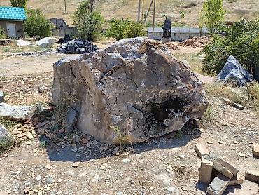 Природные валуны камень для ландшафтного дизайна 1 кг - 5 сом
