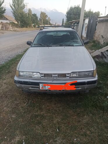 Mazda: Mazda 626: 1989 г., 2 л, Механика, Бензин, Хэтчбэк