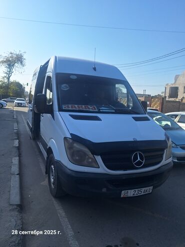 дом из контейнера бишкек фото: Пассажирский микроавтобус Mercedes‑Benz Sprinter (длинная база