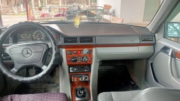 машина тайота виндом: Mercedes-Benz W124: 1994 г., 3.2 л, Механика, Газ, Седан