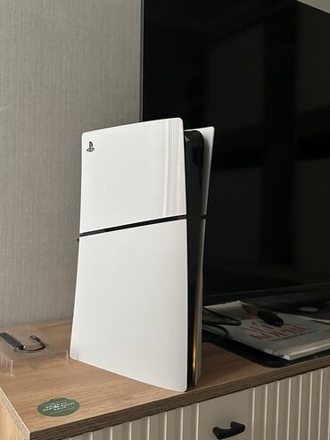 PS5 (Sony PlayStation 5): PS 5 Покупал в феврале Состояние Идеальное Причина продажи нужны