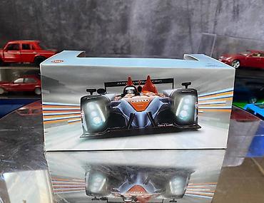 Avtomobil modelləri: Коллекционная модель Aston Martin AMR-One #7 Gulf Team LeMans 2011 — 3