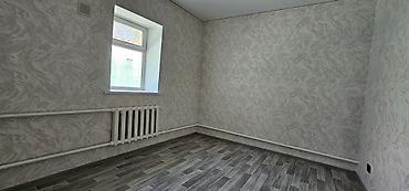 Продажа коттеджей и домов: . Продаётся отличные полдома 50кв.м в Кызыл-аскере на участке 1,5 — 19