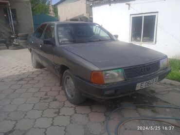 салон степвагон: Audi 100: 1989 г., 2.2 л, Механика, Бензин, Седан