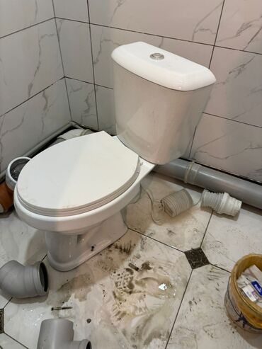 бу ракавины: Унитаз Напольный, Материал: Фарфор