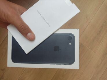 айфоне 7: IPhone 7, Б/у, 128 ГБ, Черный, Коробка, 98 %