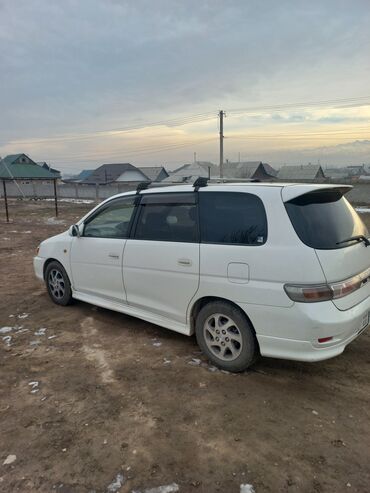 2 9 муссо: Toyota Gaia: 2002 г., 2 л, Автомат, Бензин, Вэн/Минивэн