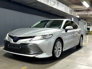 Toyota: Toyota Camry: 2018 г., 2.5 л, Автомат, Гибрид, Седан