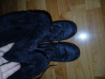 Čizme: Čizme, 38 na lalafo.rs — 2 Čizme: Čizme, 38 — 2