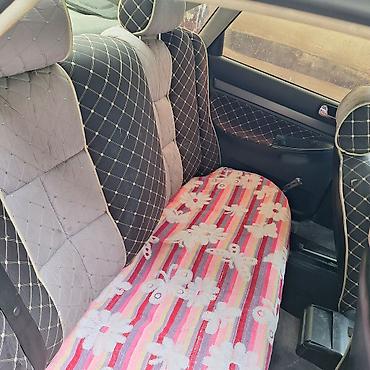 Audi: Audi A4: 1995 г., Седан — 8