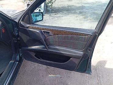 Mercedes-Benz: Mercedes-Benz E-Class: 1998 г., Автомат, Седан — 3