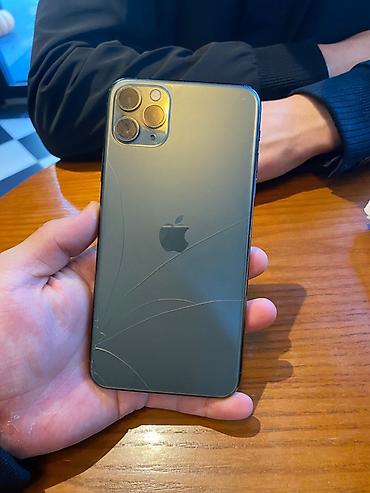 appl x: На крышке трешина можно поменять на 1000 сом в цуме остальное норм — 1