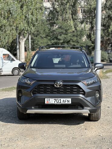 Toyota: Toyota RAV4: 2019 г., 2.5 л, Вариатор, Бензин, Внедорожник