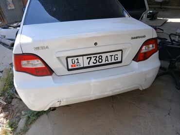 продаю авто в аварийном состоянии: Daewoo Nexia: 2008 г., 1.5 л, Механика, Бензин, Седан