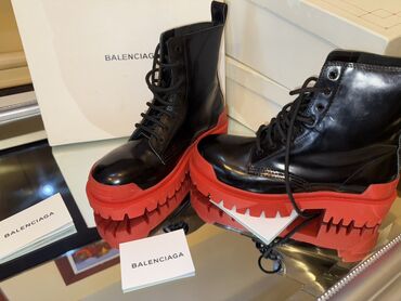 Gležnjače: Gležnjače, Balenciaga, 39 — 3