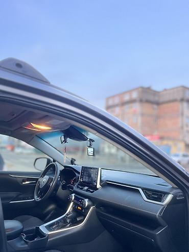 Toyota: Toyota RAV4: 2019 г., 2.5 л, Типтроник, Бензин, Кроссовер — 11