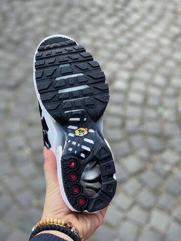 Patike: Nike air max tn patike A klasa Novo Brojevi 36 do 41 Sa kutijom fb — 9
