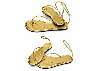 benetton outlet haljine: Nove sandale 39 br — 1