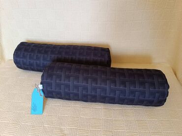 Jastuci: Dekorativni jastuk, bоја - Crna