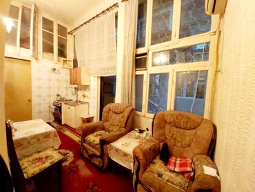 Uzunmüddətli kirayə mənzillər: Sahil metrosuna yaxın məsafədə yerləşən, yaxşı təmirli 2 otaqlı — 6