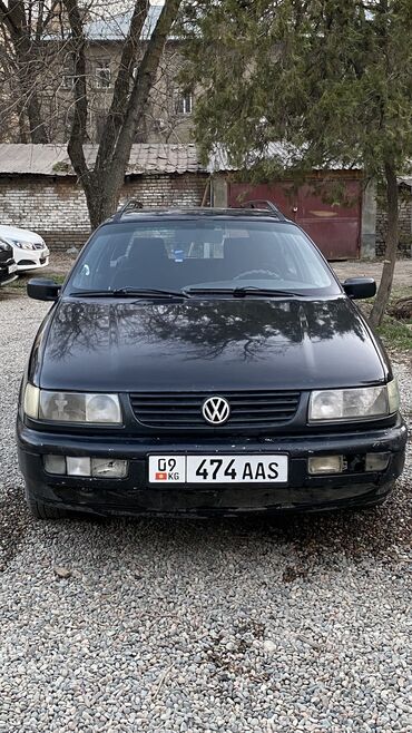 Volkswagen: Volkswagen Passat: 1994 г., 2 л, Механика, Бензин, Седан