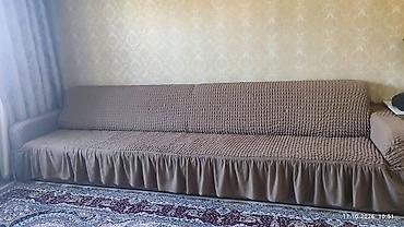 румынский диван: Диван прямой, длинный (около 3-3,5м.,цвет бежевый б/у в хорошем — 1