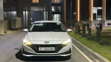 не рабочий афто: Hyundai Avante: 2021 г., 1.6 л, Вариатор, Бензин, Седан