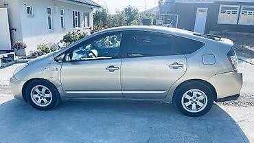 электро машине: Toyota Prius: 2004 г., 1.5 л, Автомат, Гибрид, Хэтчбэк — 4