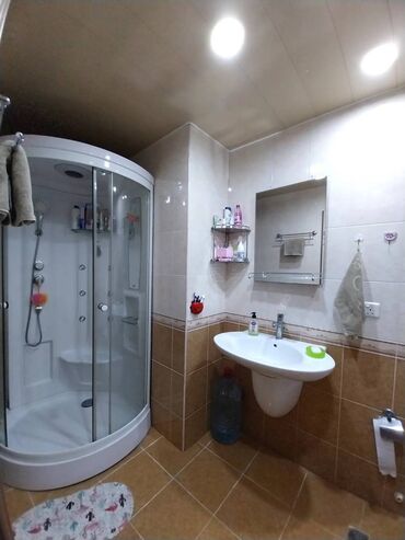 Yeni tikili: Bakıxanov qəs., 2 otaqlı, Yeni tikili, m. Neftçilər, 92 kv. m — 10