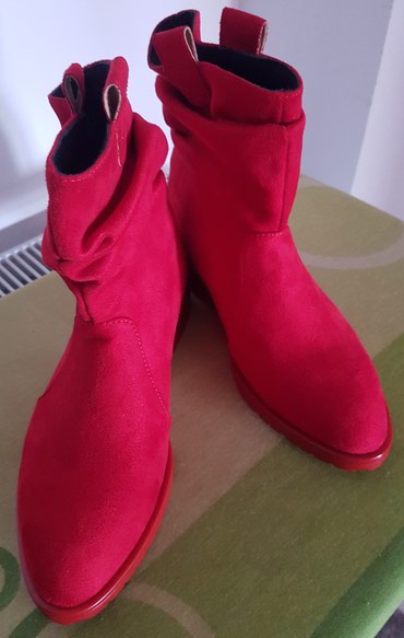 cizme 22 u Srbija | Dečija obuća: Čizme, 37, bоја - Crvena