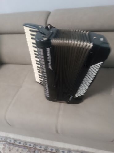 Аккордеоны: Аккордеон Weltmeister - Клавиатурная гармоника (правая рука — — 7