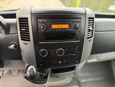 Легкий грузовой транспорт: Легкий грузовик, Mercedes-Benz — 7