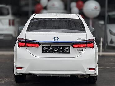 мото электро: Toyota Corolla: 2020 г., 1.8 л, Гибрид, Седан — 4
