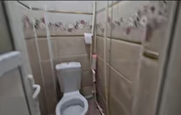 Otaqların satışı: Satılır: Mənzilin giriş hissəsi və dəhlizi - Geniş, işıqlı dəhliz — 19