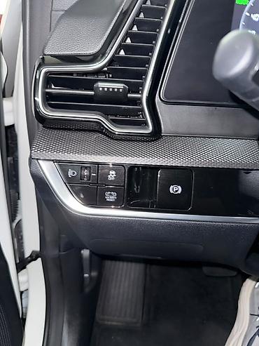 2022: Kia Sportage: 2022 г., 1.6 л, Гибрид, Кроссовер — 10