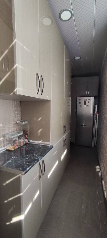 Köhnə tikili: Bakı, 3 otaqlı, Köhnə tikili, m. Xalqlar Dostluğu, 64 kv. m — 10