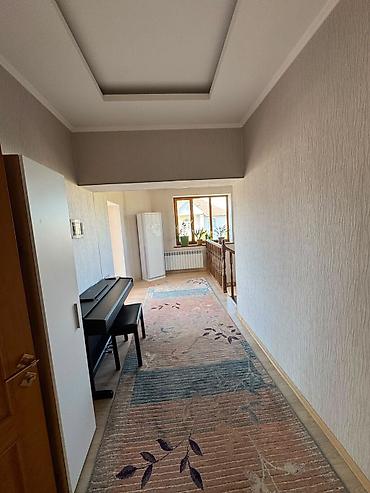 Үйлөр: 4 бөлмө, 257 м², 9 соток, Бишкек, Арча-Бешик ж/м — 3