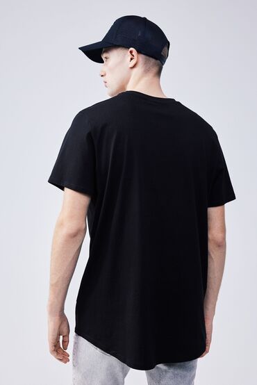 футболки черные: Мужская футболка, M (EU 38), H&M, Новый, цвет - Черный, Платная доставка, Самовывоз, Бесплатная доставка