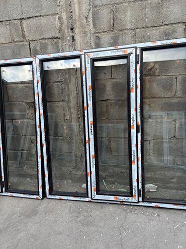 купить пленку для силосных ям: Комплект новых ПВХ-окон от Bauplast, состоящий из четырех секций