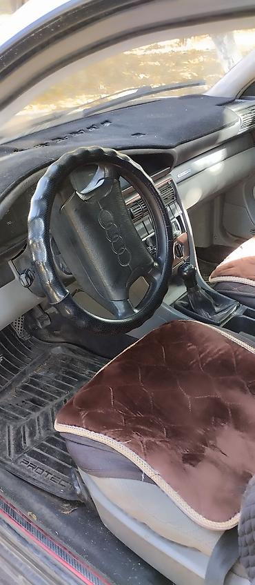 Audi: Audi 100: 1992 г., Механика, Бензин, Седан — 4