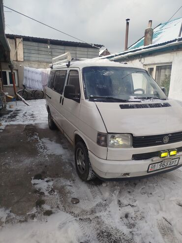 Volkswagen: Volkswagen Multivan: 1992 г., 2 л, Механика, Бензин, Минивэн