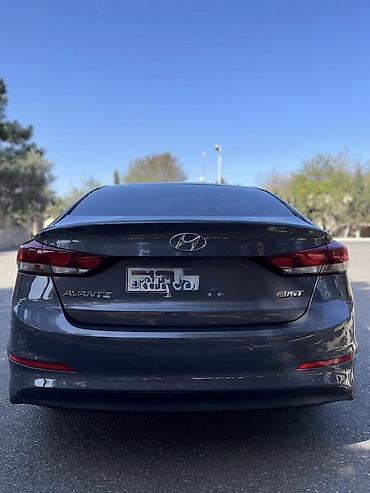avante: Hyundai Avante: 1.6 l | 2017 il Sedan — 2